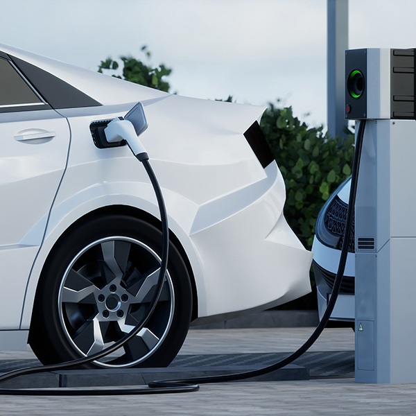 新能源汽車(chē)引領(lǐng)的新一波智能化電氣建設(shè)：展固電力助力綠色未來(lái)